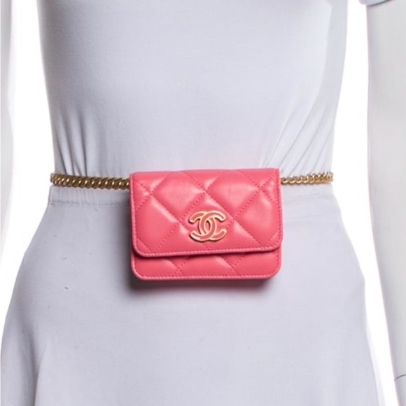 Chanel 20222 Lambskin Enamel CC belt bag - Picture 3 of 5